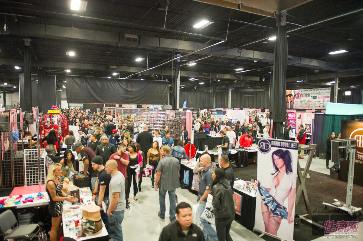 2015eXXXoticaչF(xin)\